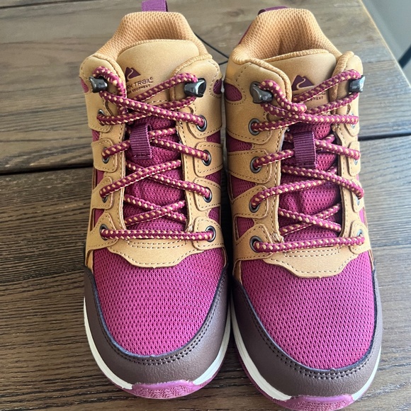 Ozark Trail Kids Hiking Boots - Picture 1 of 4